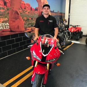 Meet your Posher, Andrew